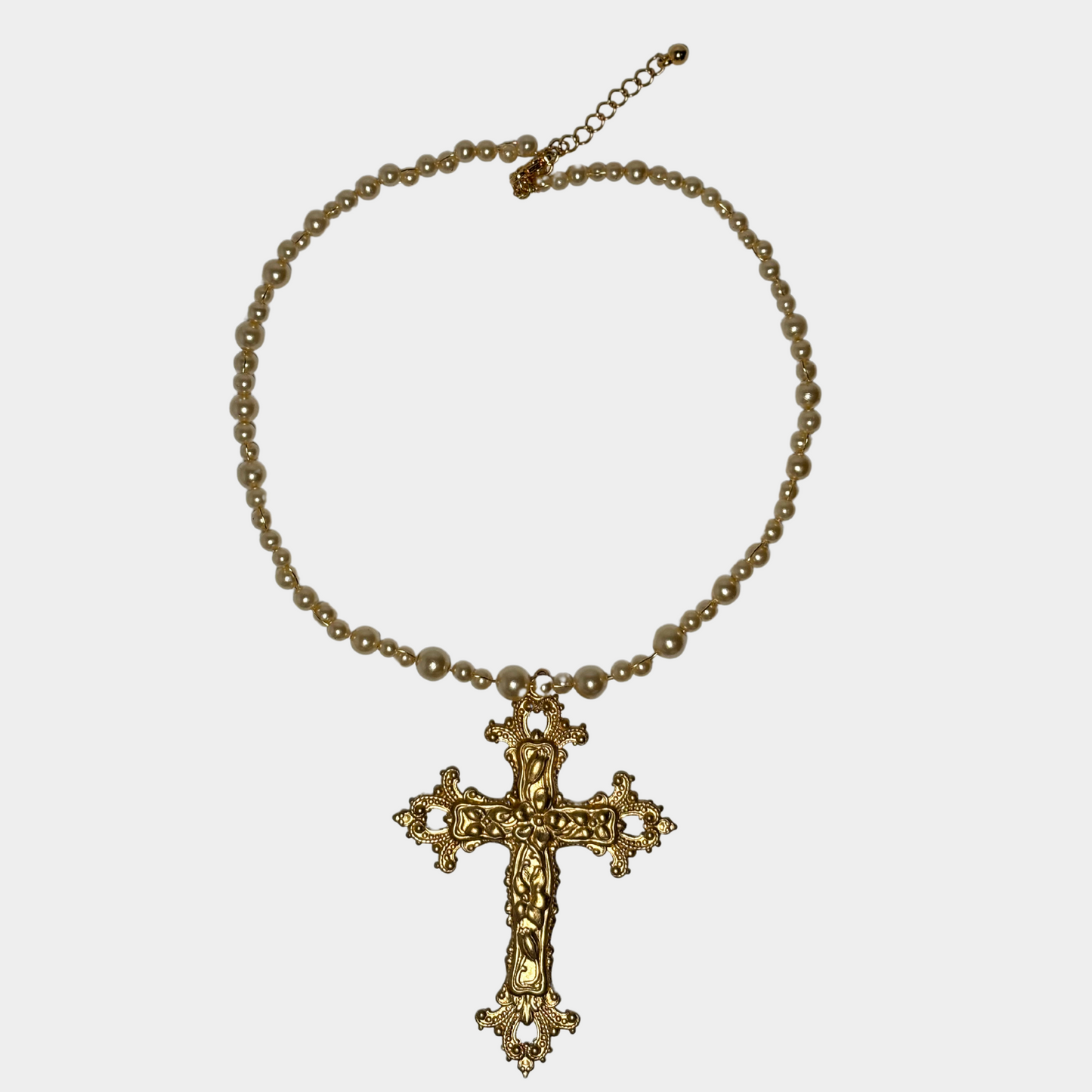 La Cruz Bella Necklace